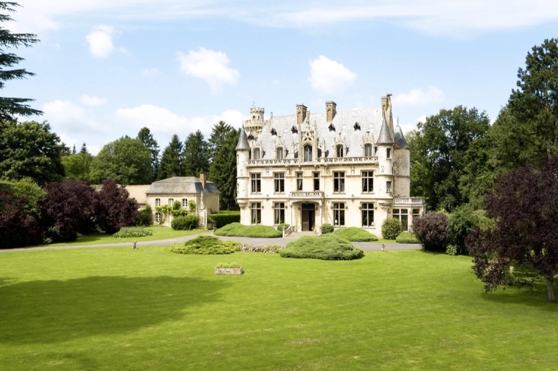 Acquisition du Château du Chesnay-Haguest